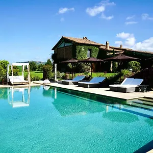 https://lolmo.it-tuscanyhotel.com